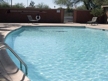 Swimming Pool at San Simeon Apartments in Tucson AZ